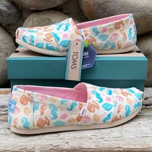 NWT Toms Alpargata Natural Seashell Print Slip On Shoe in Original Box